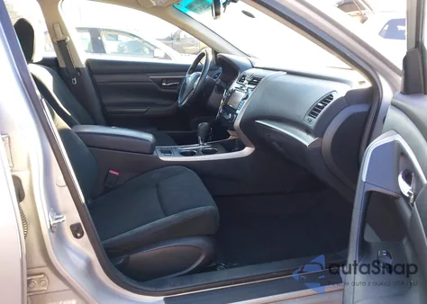 2015 Nissan Altima 2.5 Sv из США, поврежденный, VIN 1N4AL3AP4FC298865